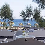 Veggera Perissa (Santorini)