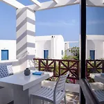 Veggera Perissa (Santorini)