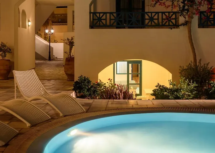 Veggera Resort Perissa (Santorini)