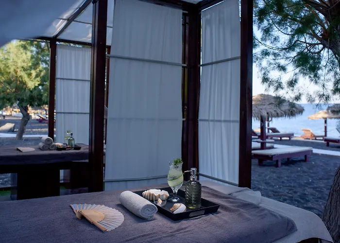 Veggera Resort Perissa (Santorini)