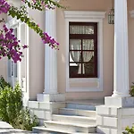 Veggera Üdülőközpont Perísza