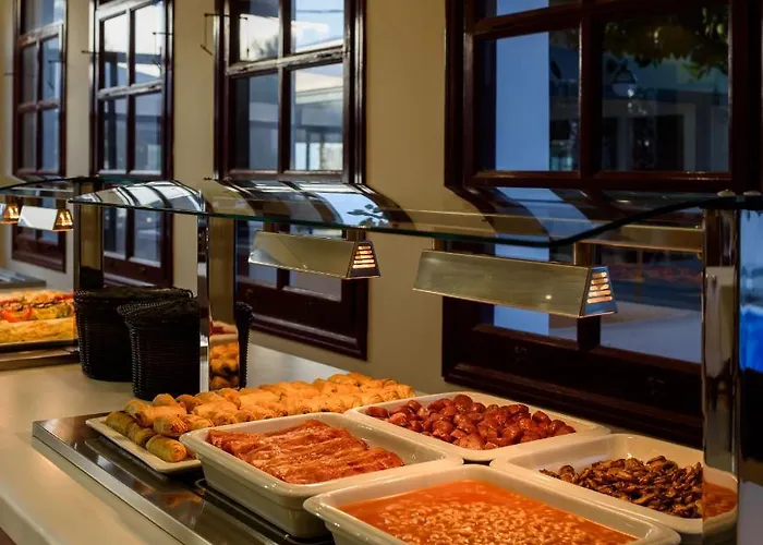 Veggera Resort Perissa (Santorini)